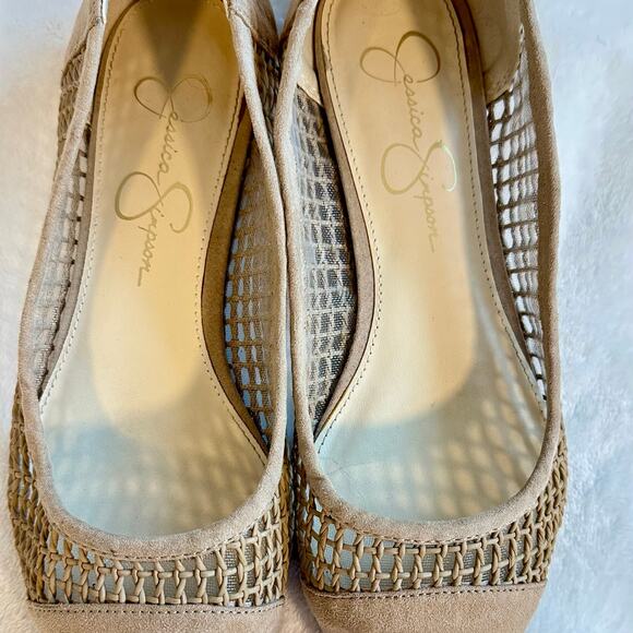 Jessica Simpson Tan Flats, Size 8 - Picture 4 of 7